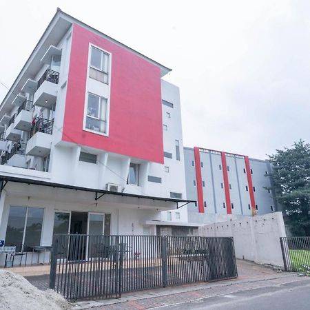 Mroom Residence Near Umn Gading Serpong Redpartner Cicayur Eksteriør billede
